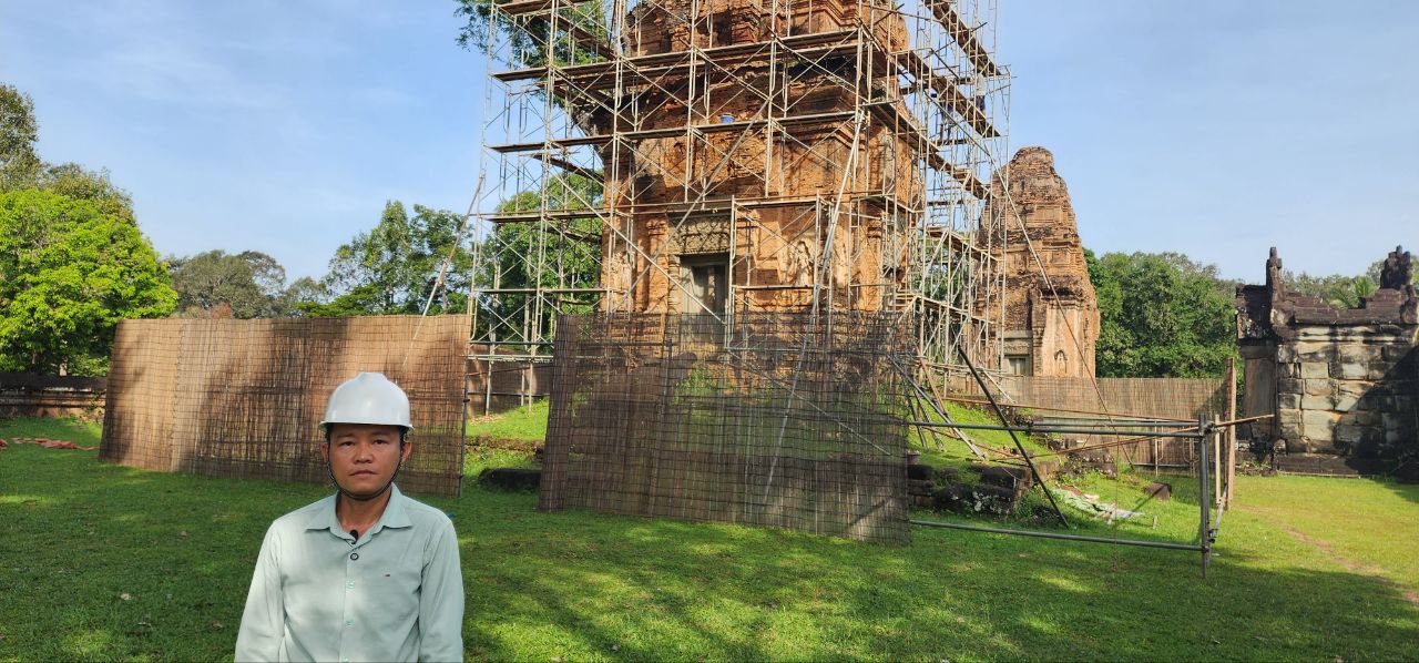 អ្នកជំនាញបង្ហាញពីមោទកភាពដែលរួមចំណែកអភិរក្ស ជួសជុលប្រាសាទឥដ្ឋនៅតំបន់រលួសឱ្យរួចពីហានិភ័យ
