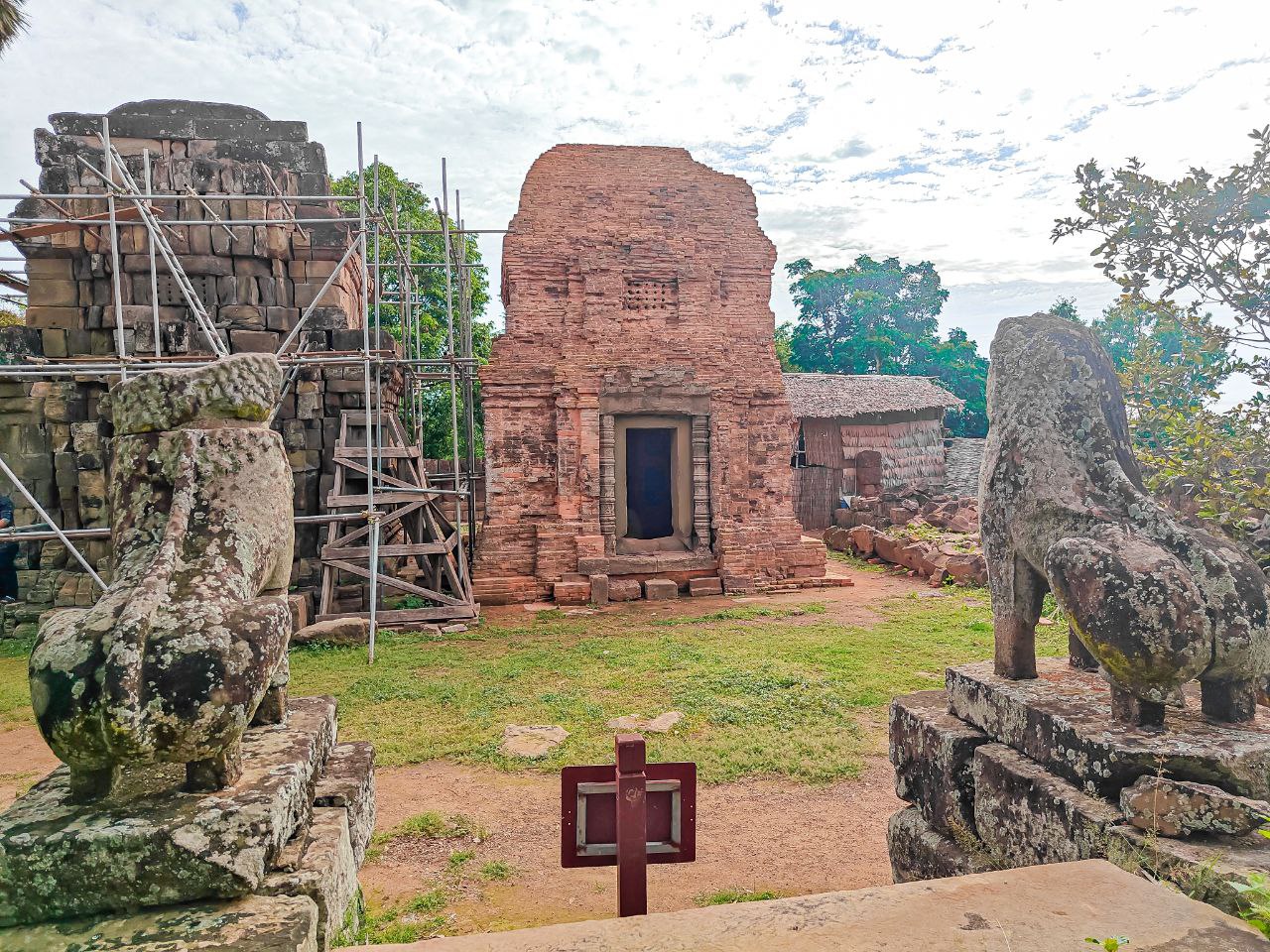 អាជ្ញាធរជាតិអប្សរាបញ្ចប់គម្រោងជួសជុលប្រាសាទឥដ្ឋជ្រុងអាគ្នេយ៍នៃប្រាសាទភ្នំក្រោម