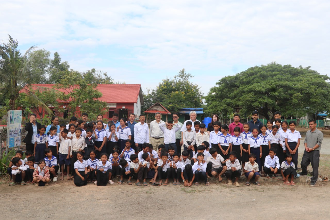 អាជ្ញាធរជាតិអប្សរា រៀបចំកម្មវិធីអប់រំបរិស្ថានដល់សិស្សានុសិស្ស នៅតាមសាលាបឋមសិក្សាចំនួន៣ ក្នុងតំបន់រមណីយដ្ឋានអង្គរ 