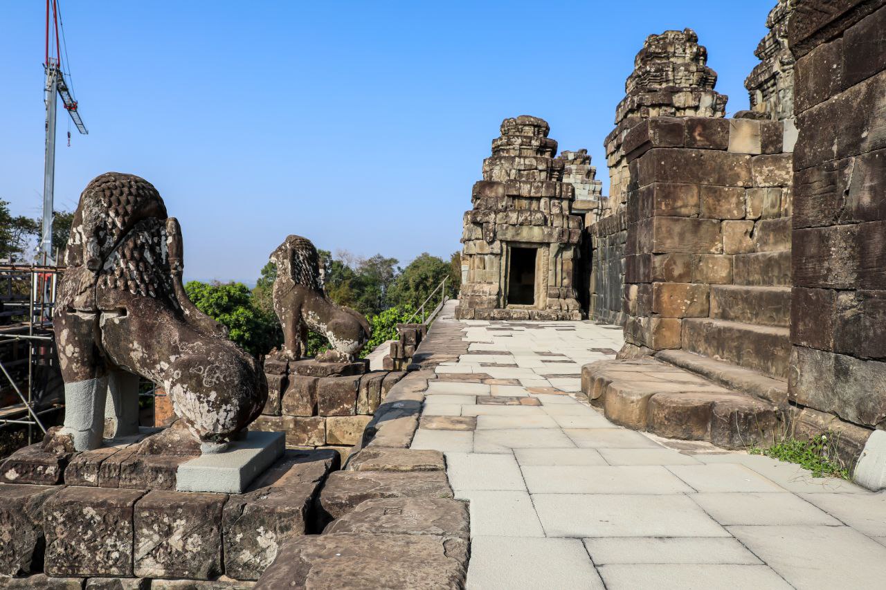 អង្គការមូលនិធិប្រាសាទពិភពលោកបន្តគម្រោងជួសជុលប្រាសាទភ្នំបាខែង