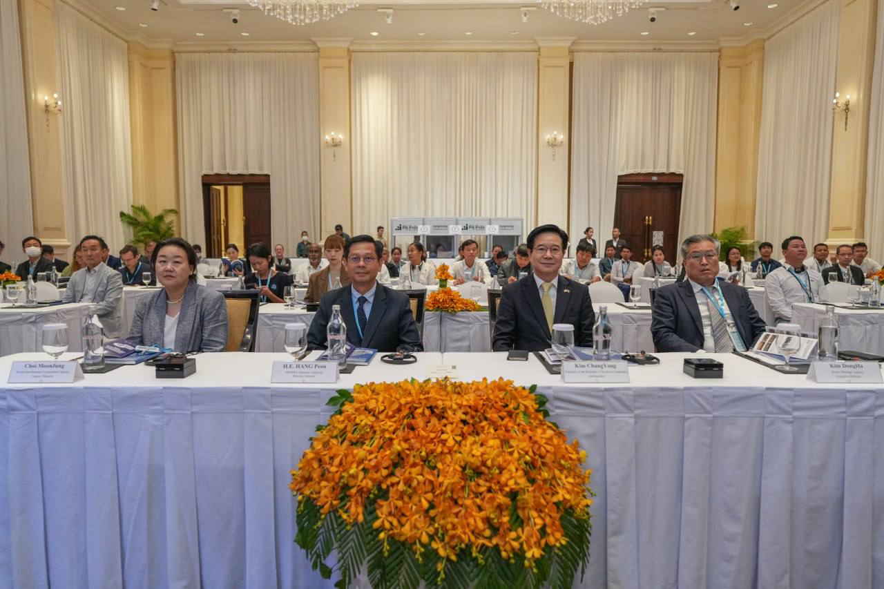 សន្និសីទស្តីពីការចែករំលែកលទ្ធផលបញ្ចប់គម្រោងអភិរក្ស និងជួសជុលក្រុមប្រាសាទព្រះពិធុរ និងព្រះលានជល់ដំរី ដំណាក់កាលទី២