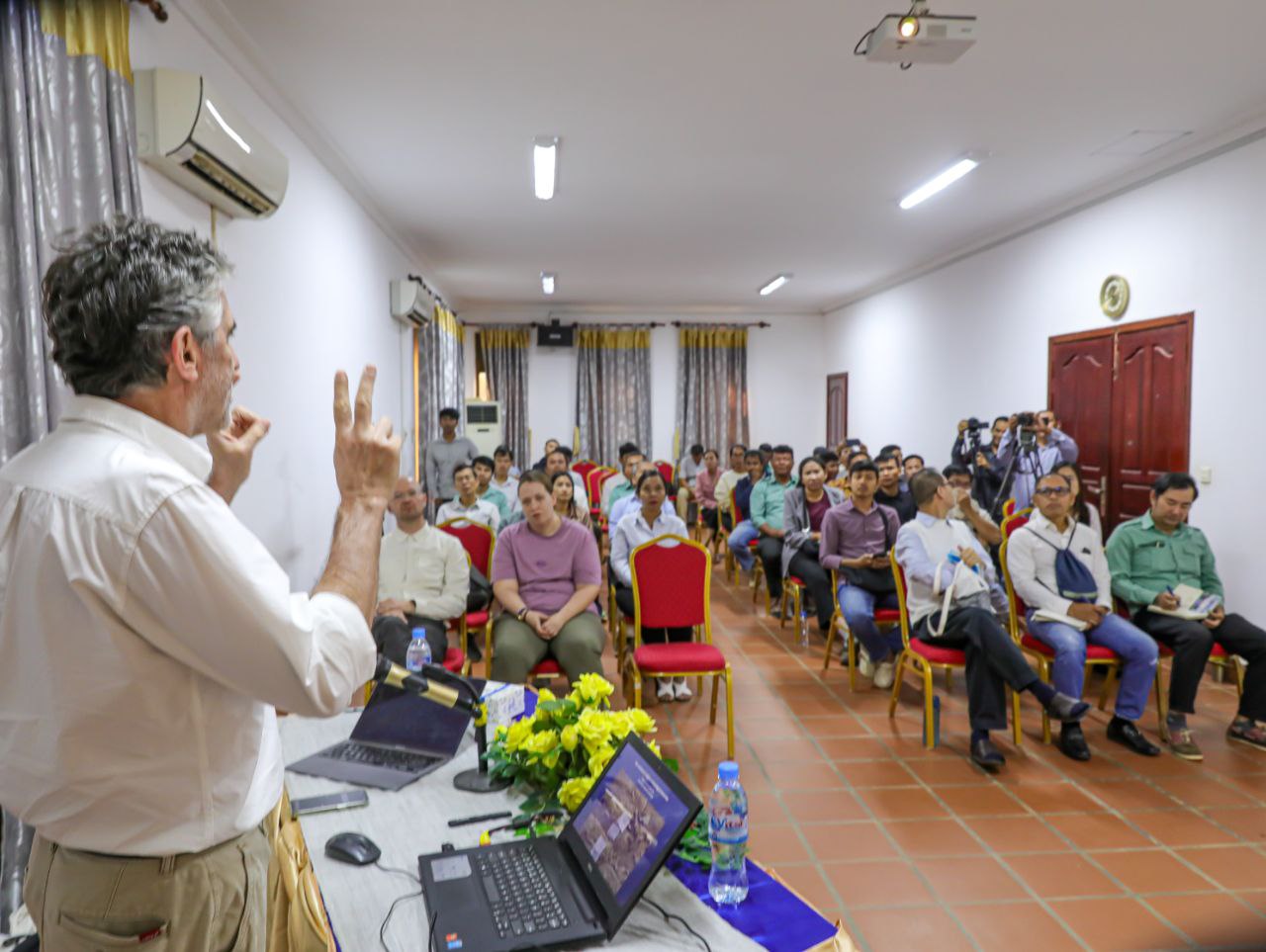 អាជ្ញាធរជាតិអប្សរា សហការជាមួយអ្នកជំនាញអន្តរជាតិ ធ្វើសិក្ខាសាលាផ្សព្វផ្សាយគម្រោងសហការស្រាវជ្រាវថ្មីៗ អំពី eDNA (Environmental DNA) នៅតំបន់អង្គរ និងលទ្ធផលបឋម